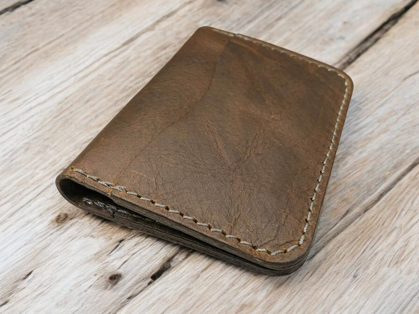 Card and Cash Holder Leather Wallet Slim Compact Design